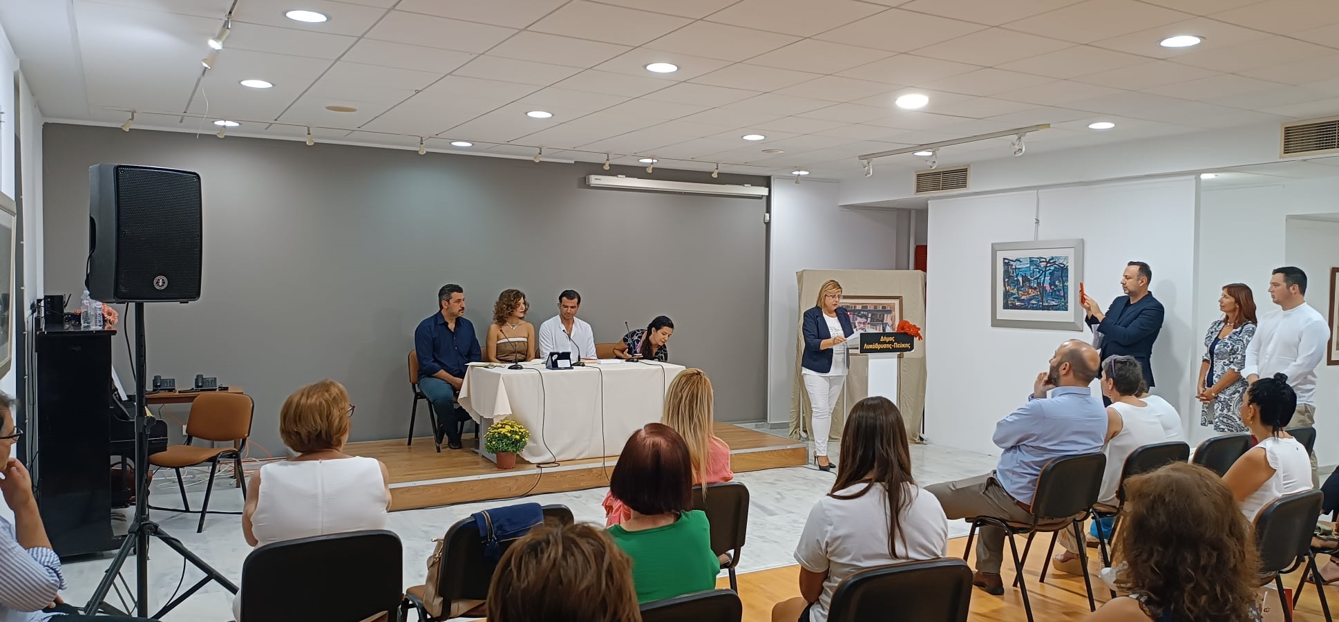 Με επιτυχία παρουσιάστηκε η νέα ποιητική συλλογή του Λευτέρη Ζαμπετάκη στην αίθουσα «Μ. Αναγνωστάκης» στην Πεύκη από τη Δημοτική Βιβλιοθήκη 