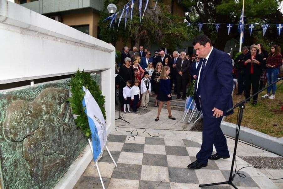 Με λαμπρότητα εορτάστηκε η 28η Οκτωβρίου στη Λυκόβρυση και την Πεύκη