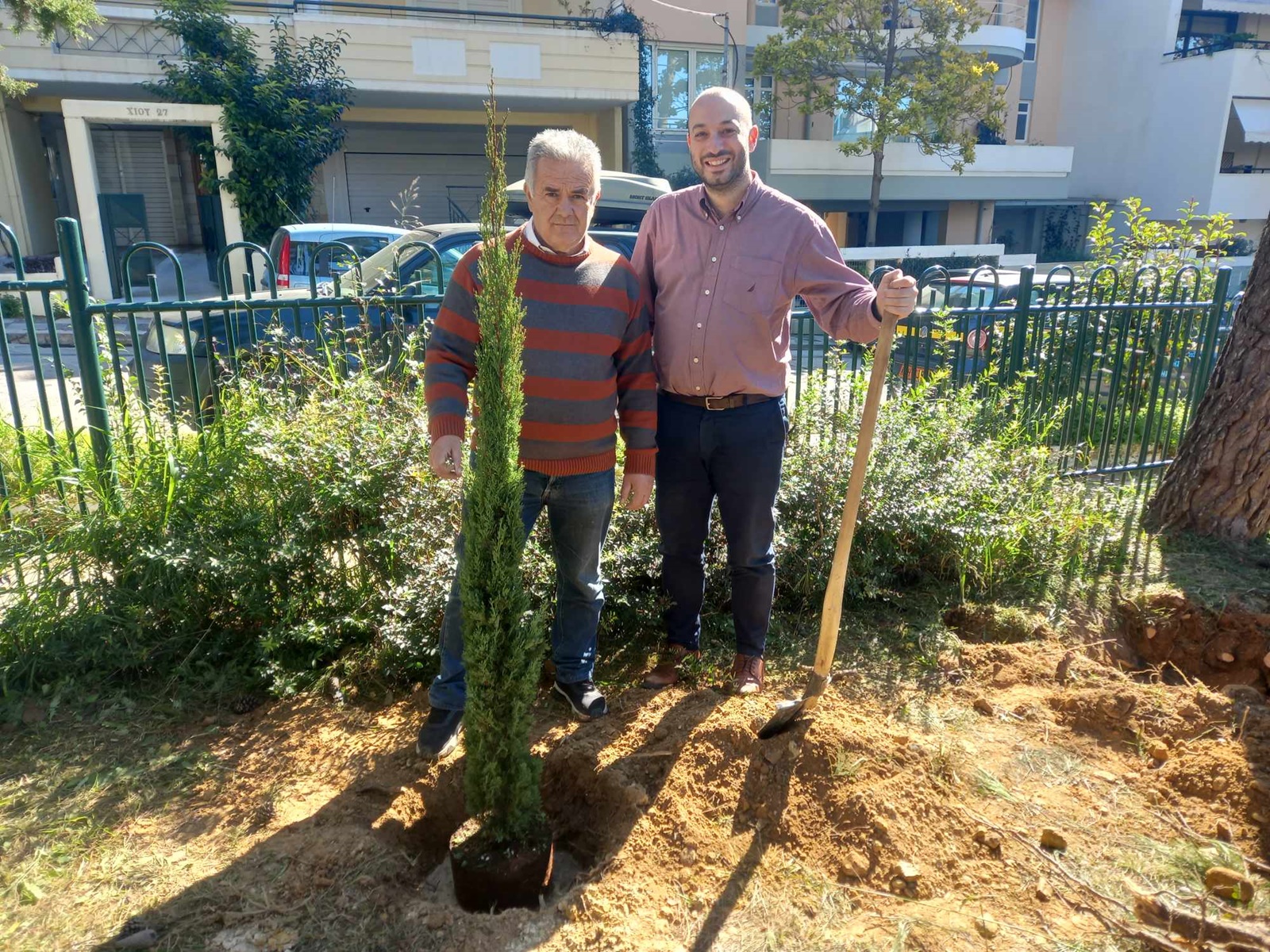 Δώδεκα ακόμα δέντρα φυτεύτηκαν στο πλαίσιο του προγράμματος ενίσχυσης του περιβαλλοντικού ισοζυγίου